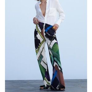 Zara High Waisted Multicolor Abstract Wide-Leg Pants NWT Medium Flared